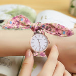 Vogue Floral Strap Wristwatch - Taapano